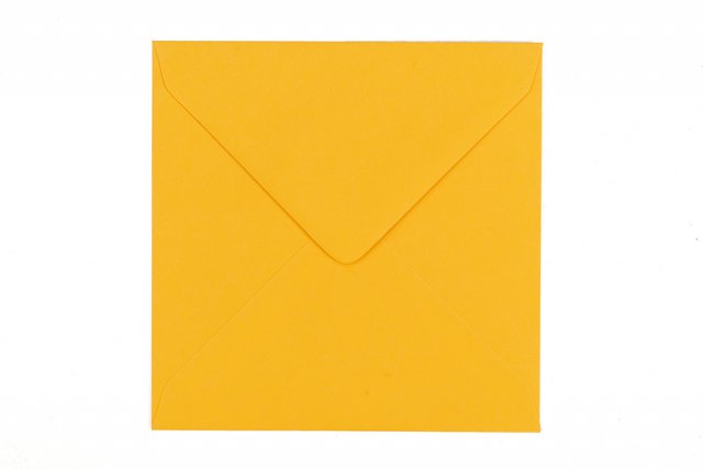 Čtvercové obálky 130x130 mm, tmavě žluté
